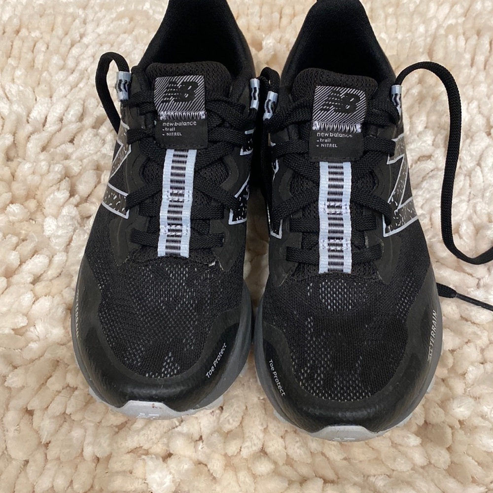 New balance trail sneaker